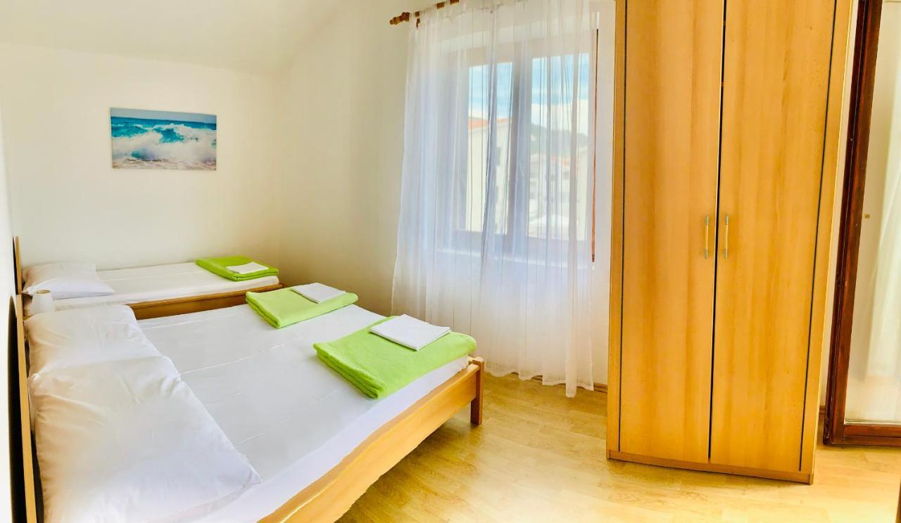 Apartments Mohar III Baška Exterior foto